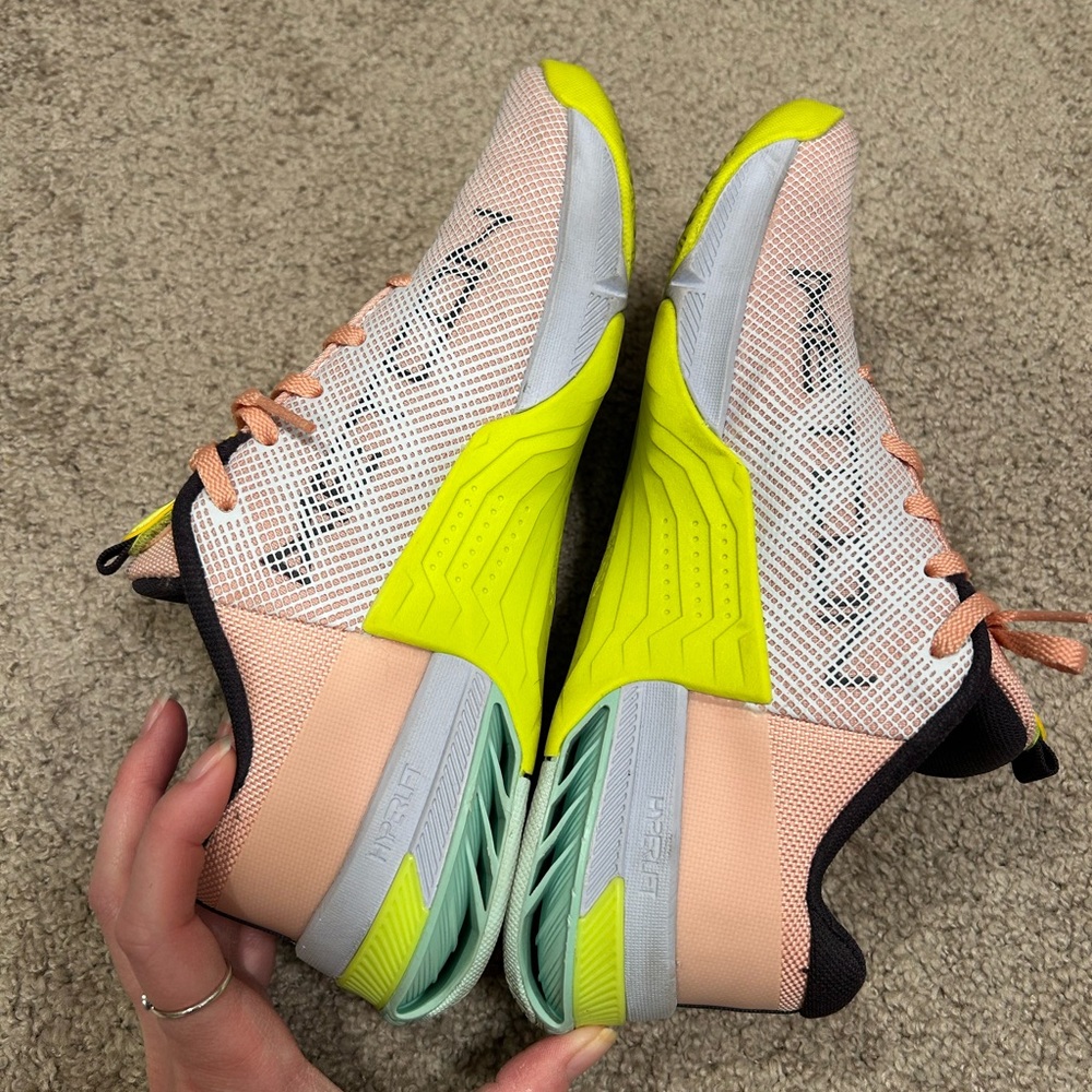 Nike Metcon Women's Peach and Neon Yellow Athletic Shoes - Picture 6 of 7
